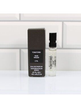 Tom Ford Oud Wood Eau De Parfum 2ml Spray Travel Size New In Box